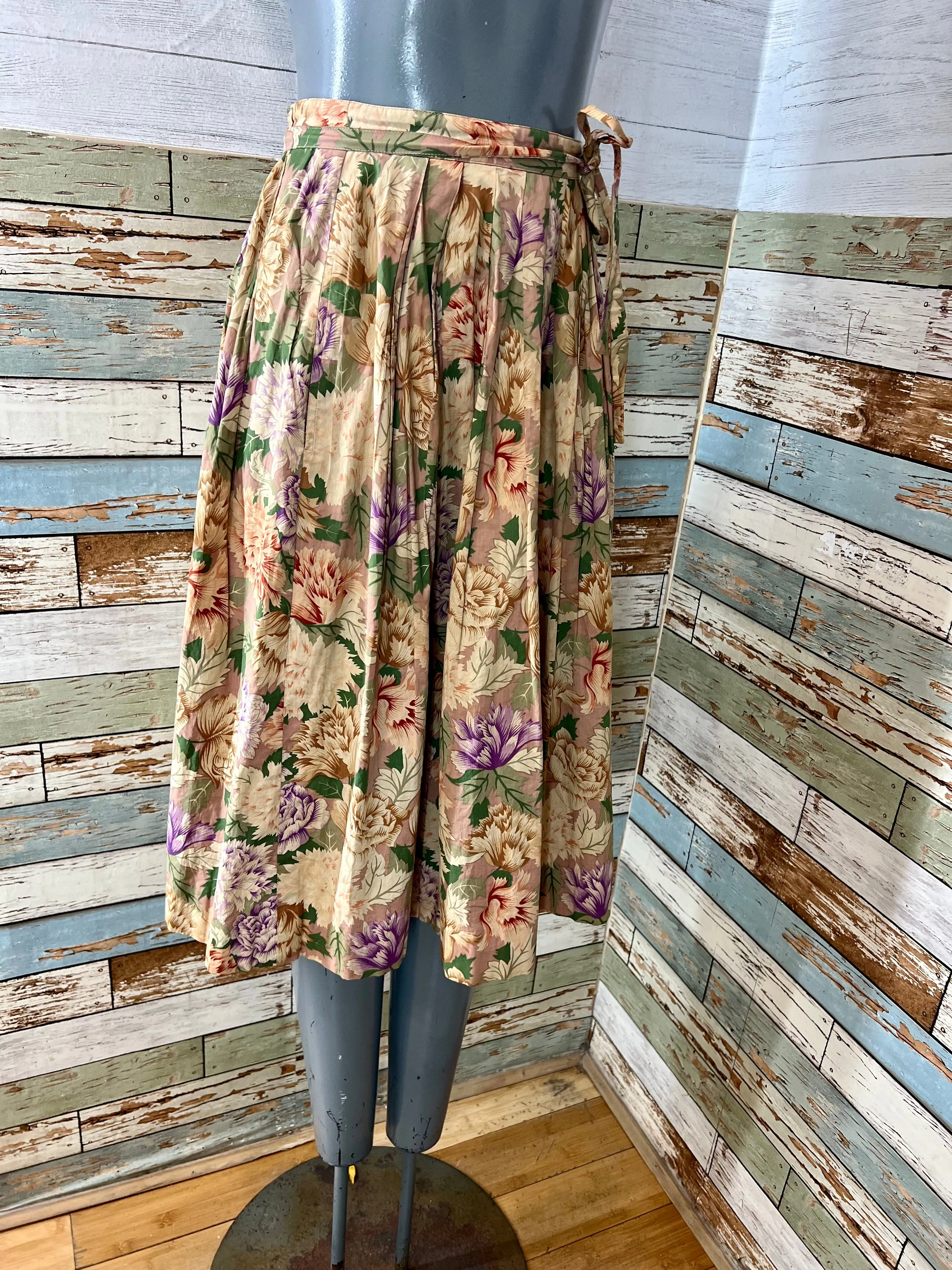 80’s Beige & Lilac Multicolor Flower Print Skirt By Synonyme