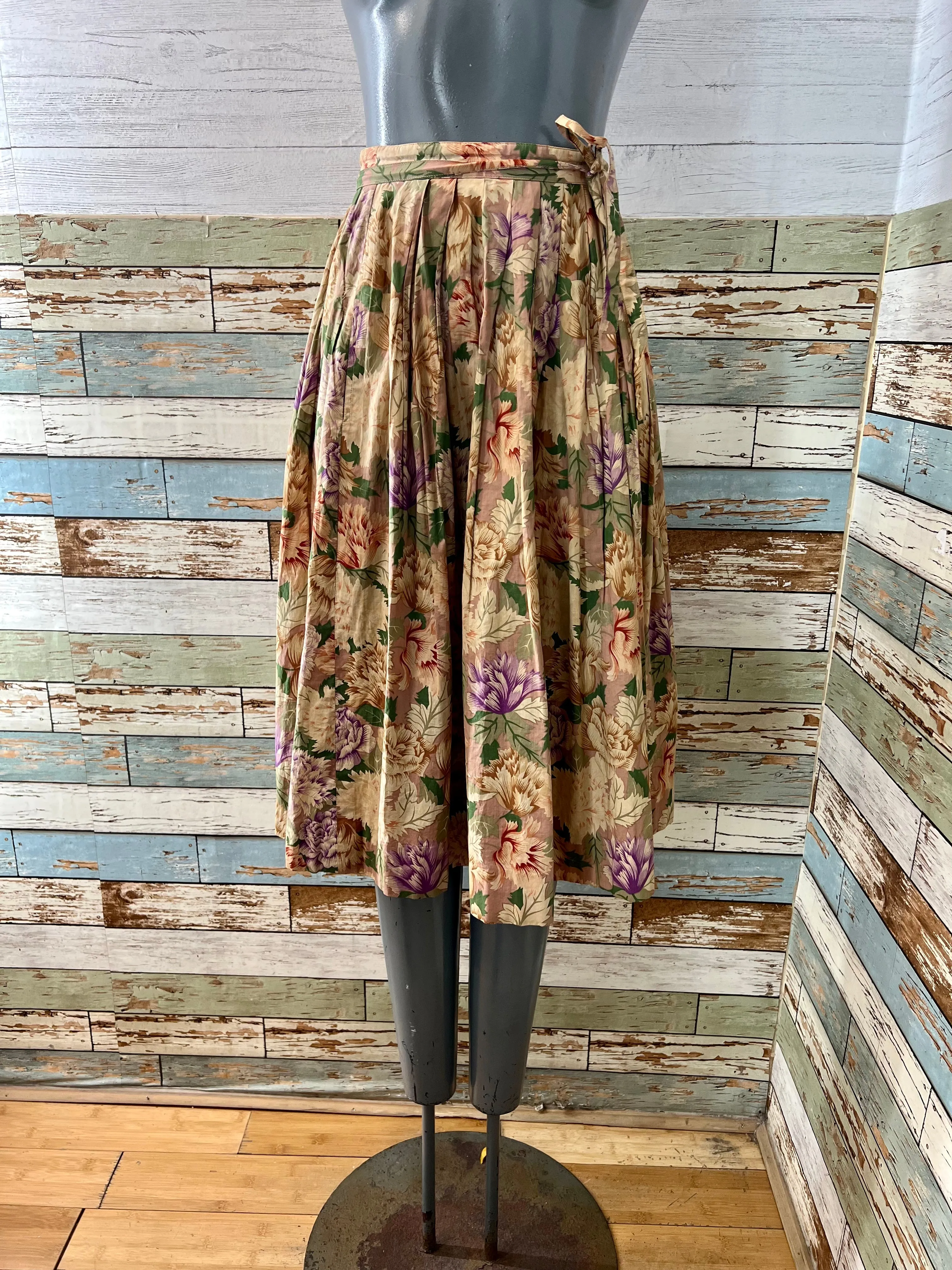 80’s Beige & Lilac Multicolor Flower Print Skirt By Synonyme