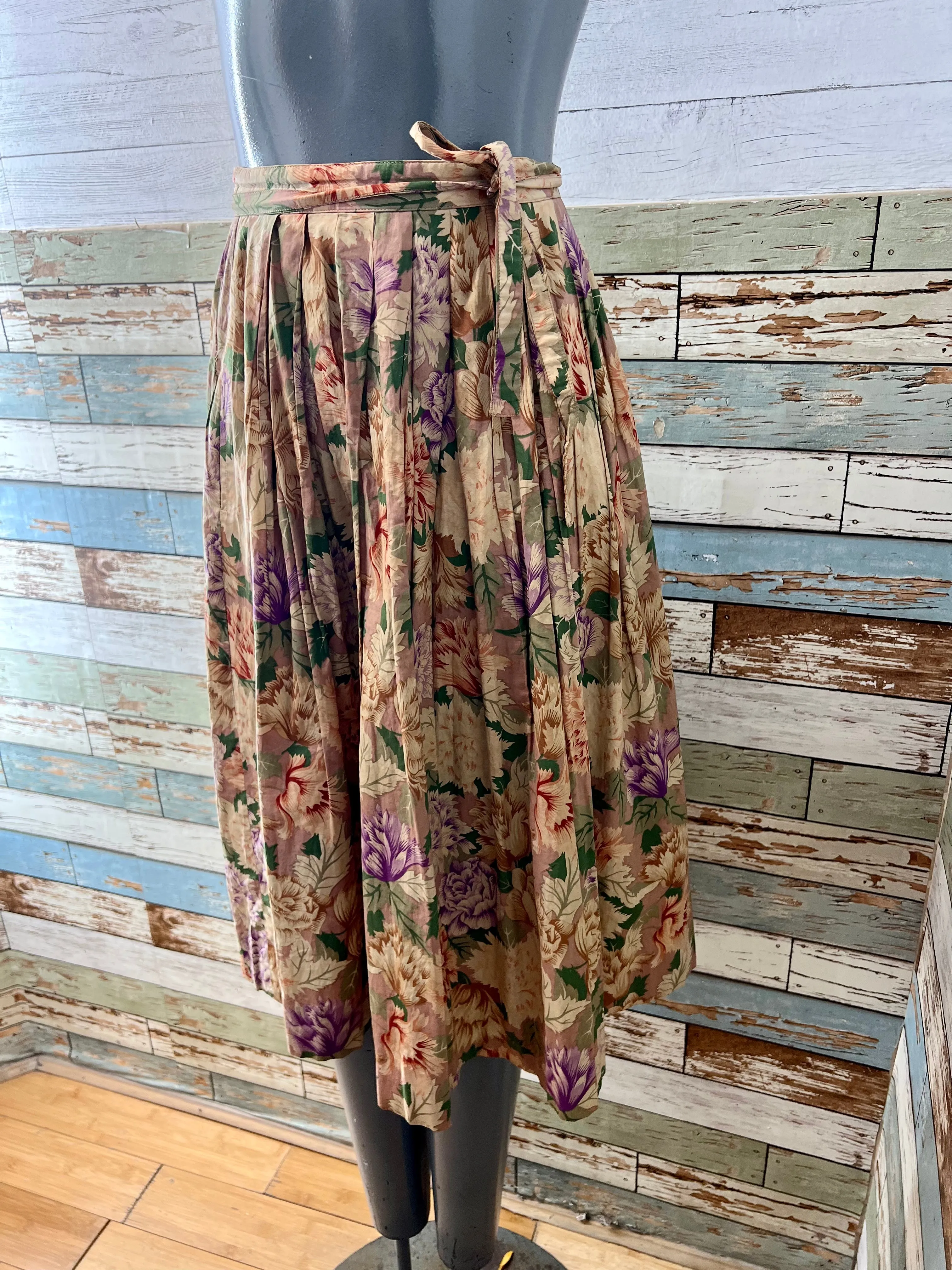 80’s Beige & Lilac Multicolor Flower Print Skirt By Synonyme