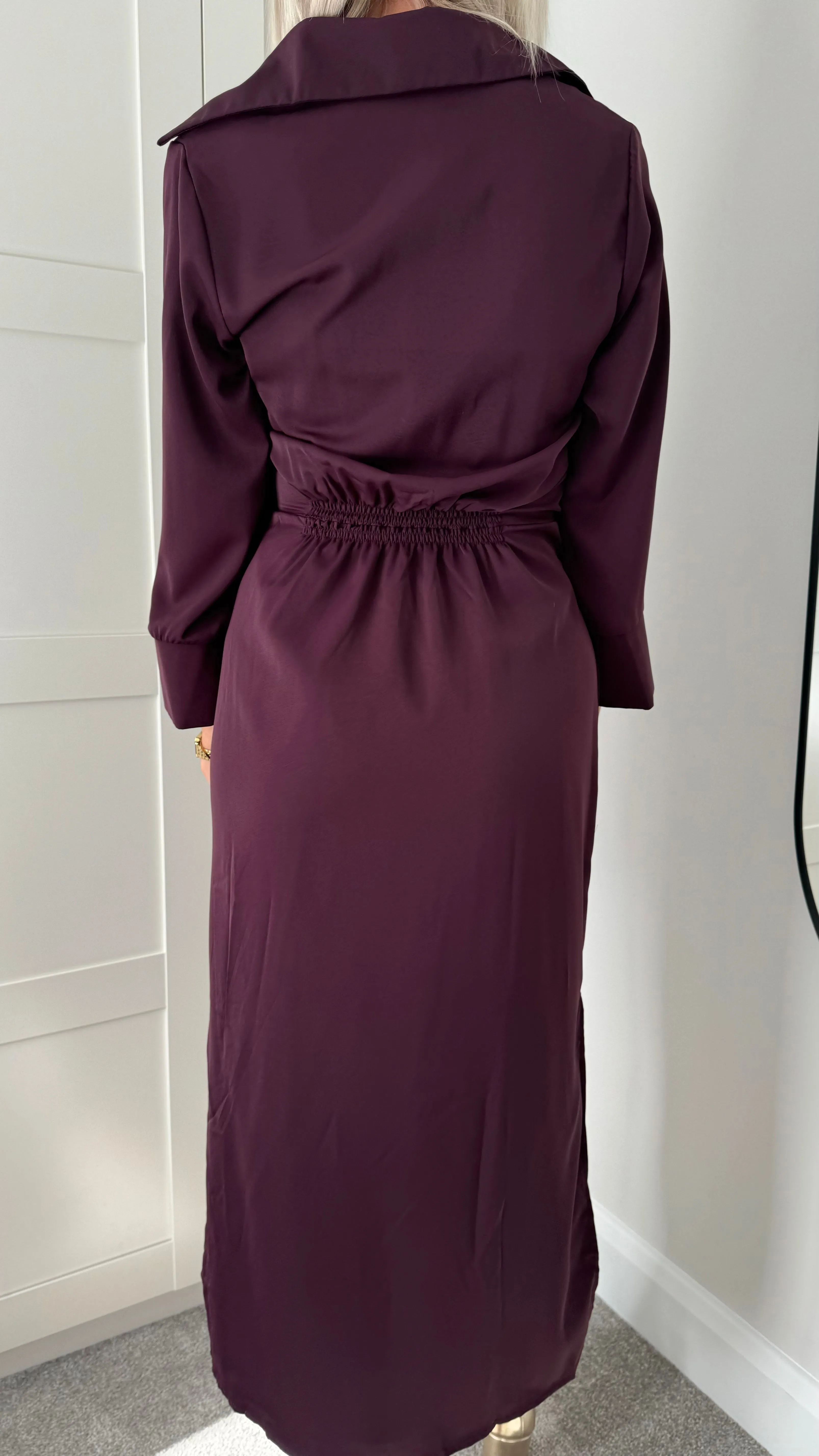 Harlyn Burgundy 3/4 Sleeve Gathered Waist Shirt Midi Dress