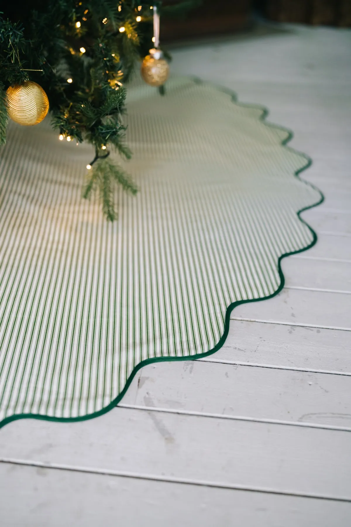 Hunter Ticking Stripe Tree Skirt