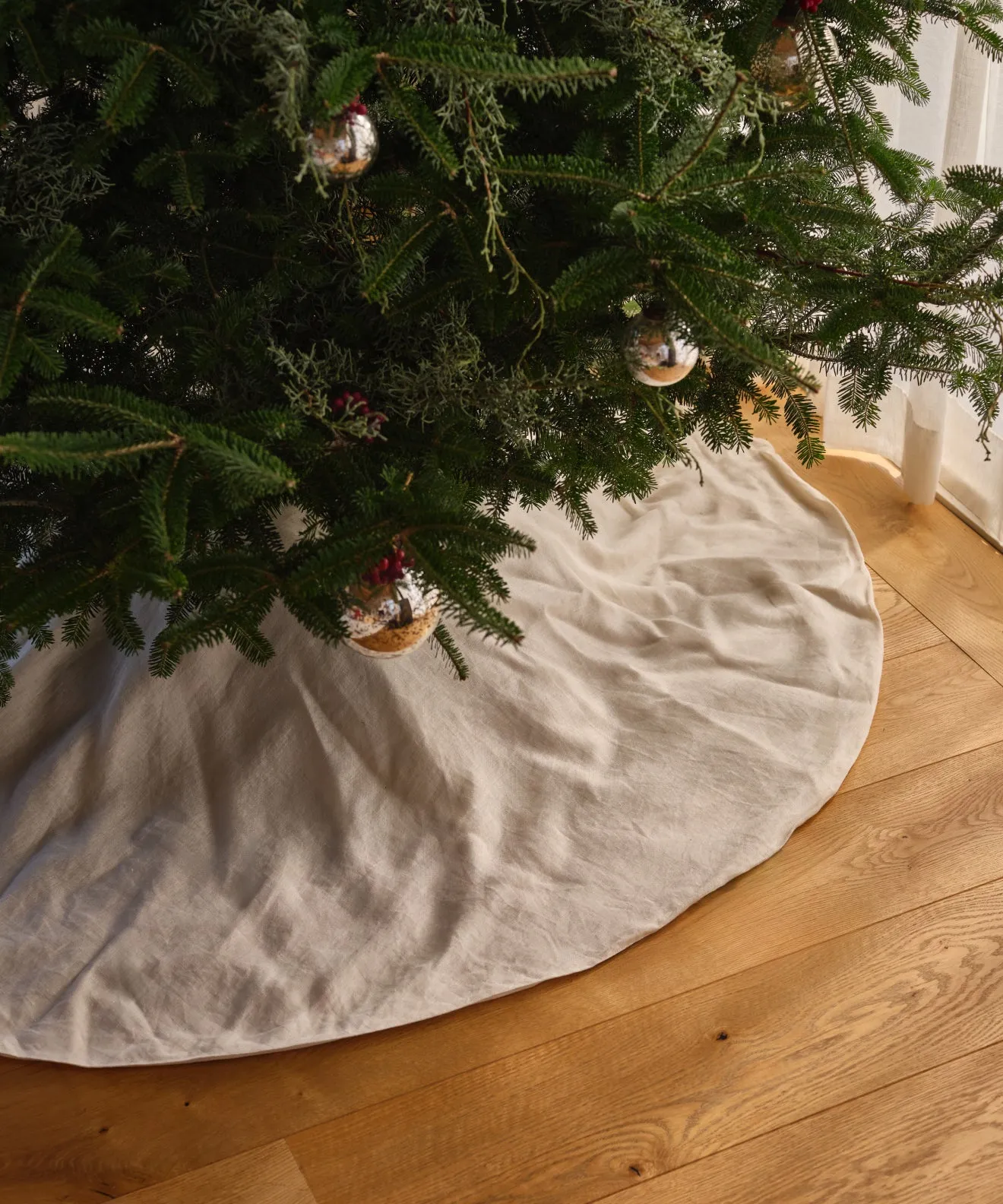 Linen Tree Skirt