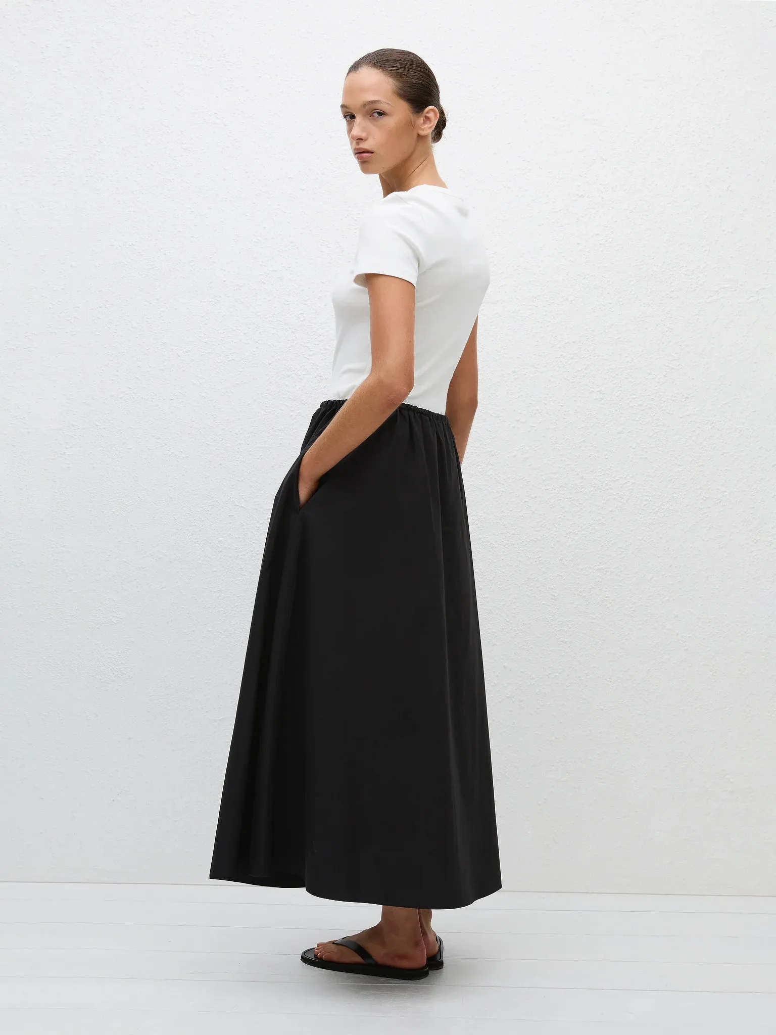 Matteau Drawcord Skirt Black