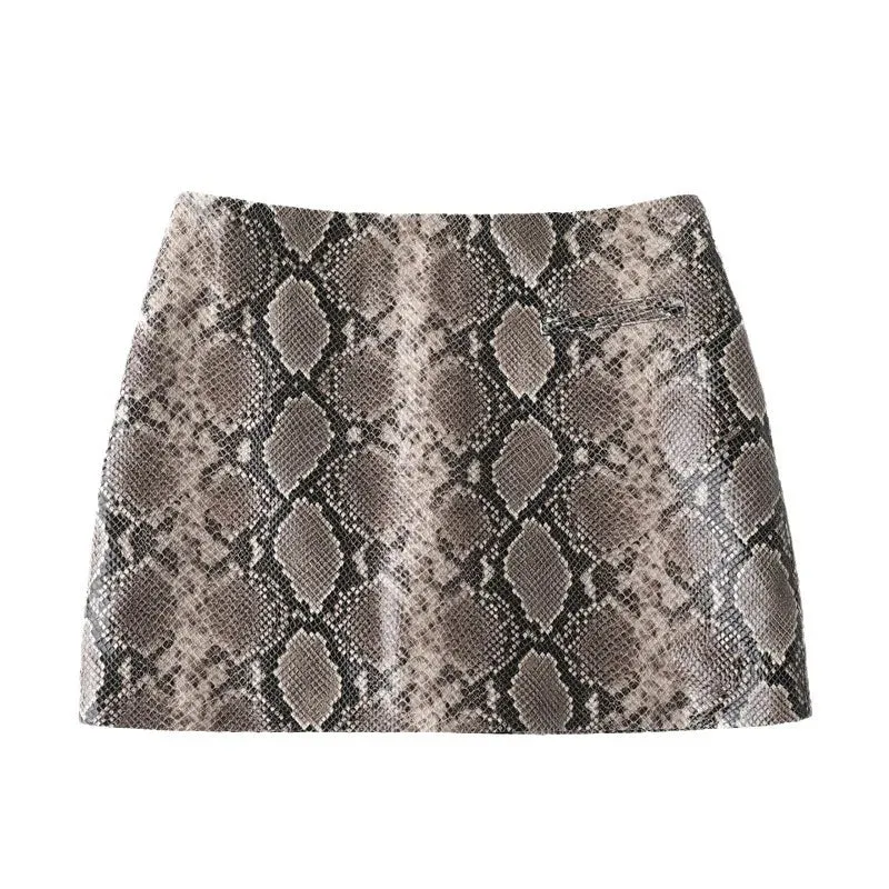 Trend4us Women's Chic Mini Skirt